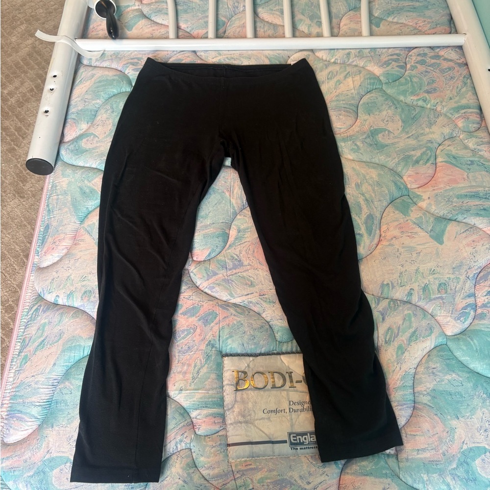 Black Capri Leggings